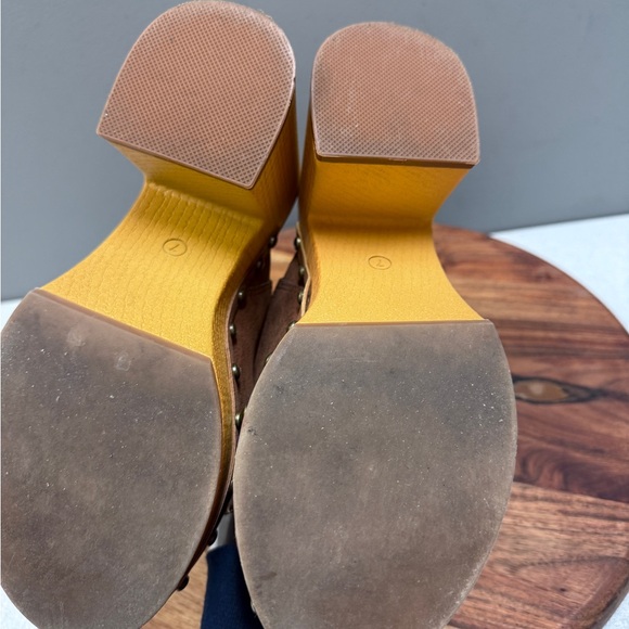 Dolce Vita Alaya Brown  Ribbed Booties Sz 7 - Picture 5 of 16